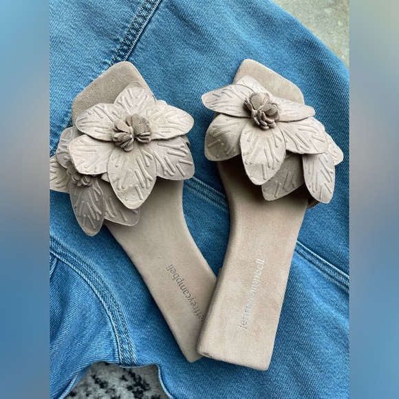 NEW Jeffrey Campbell Petalz Slide Sandals Size 6 - Picture 2 of 9